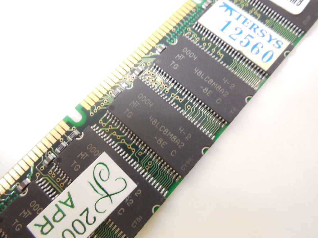 Модуль памяти DIMM SDRAM 64Mb PC100 / PC133  - Pic n 250226
