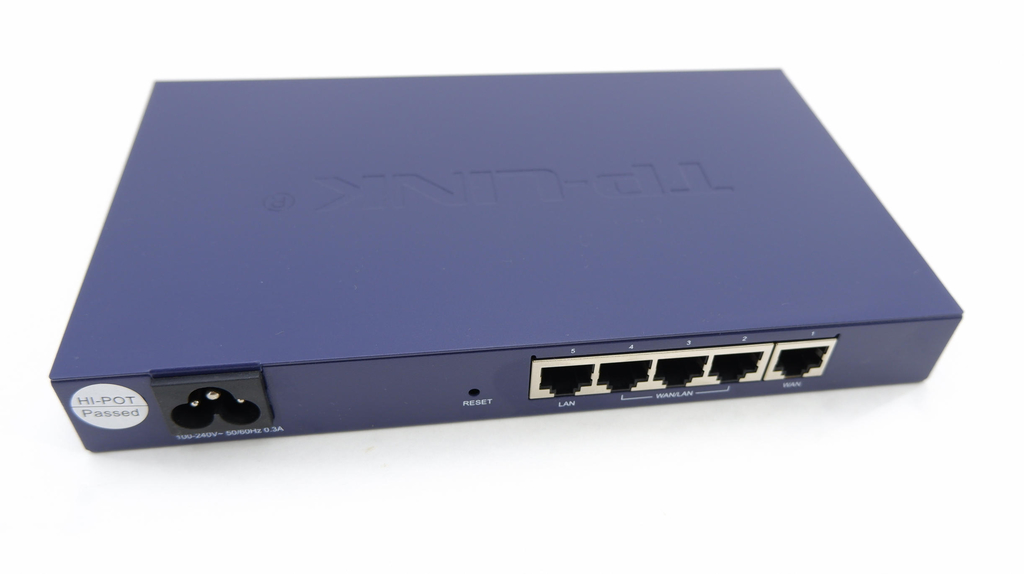 Маршрутизатор TP-Link TL-R470T+ - Pic n 252187