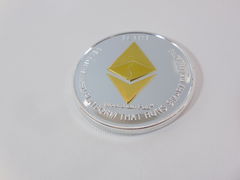 Сувенирная крипто монета Ethereum серебряная - Pic n 272184