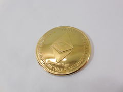 Сувенирная крипто монета Ethereum золотая - Pic n 273793