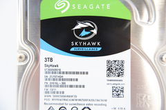 Жесткий диск 3.5 SATA Seagate SkyHawk 3TB - Pic n 280934