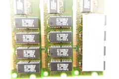 Серверная память IBM EDO SD-RAM DIMM 32MB ECC - Pic n 281435